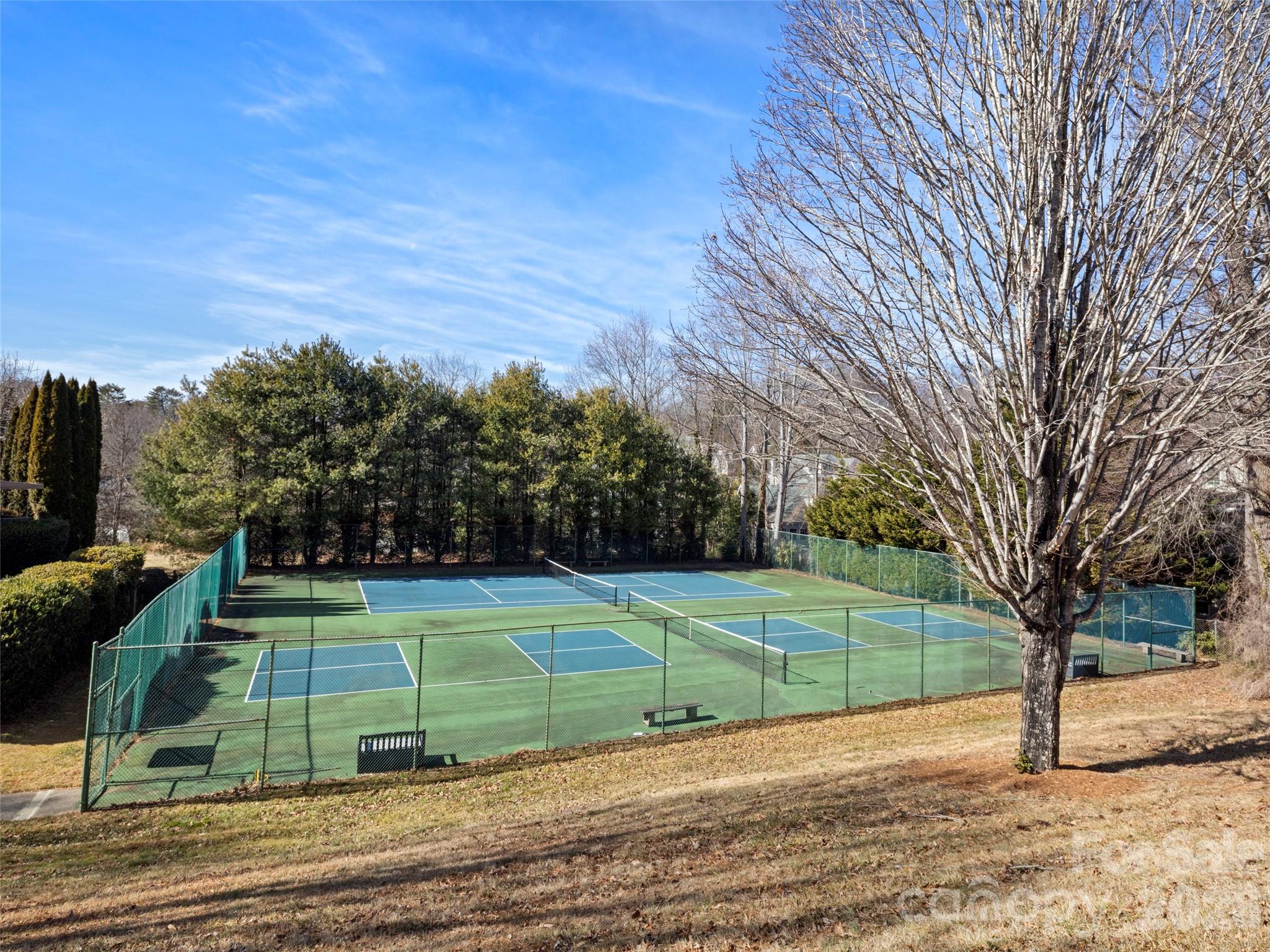 Deerwood - Residential