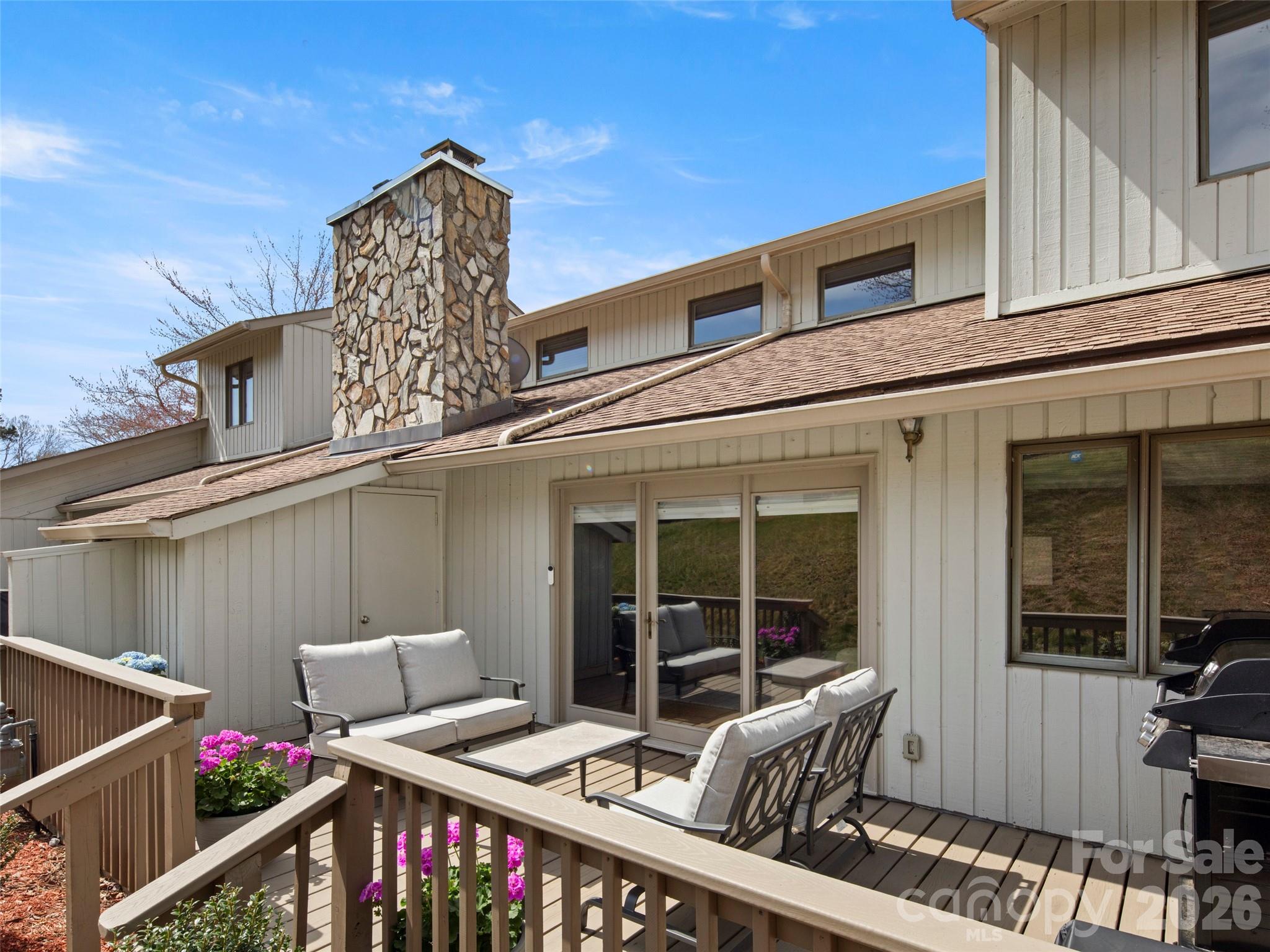 Deerwood - Residential