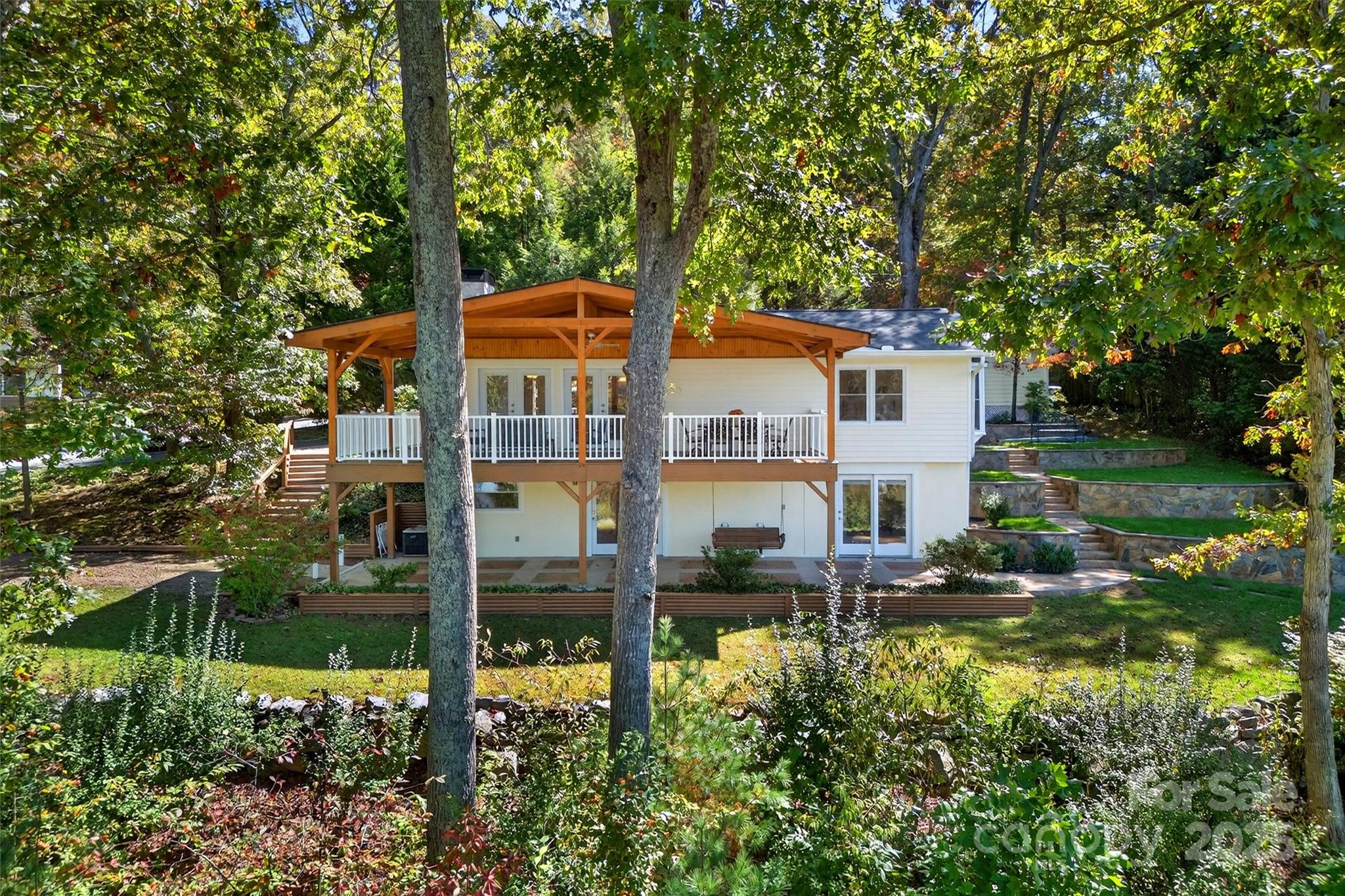211 Rhododendron Avenue