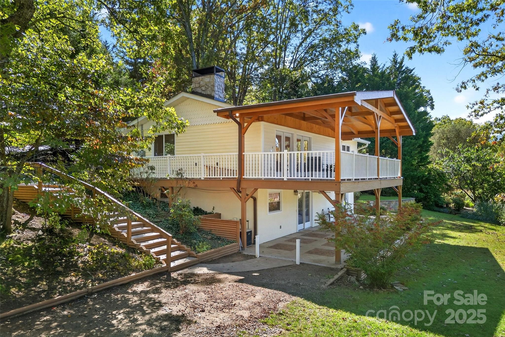 211 Rhododendron Avenue