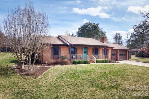 15 Pinedale Road Asheville NC 28805