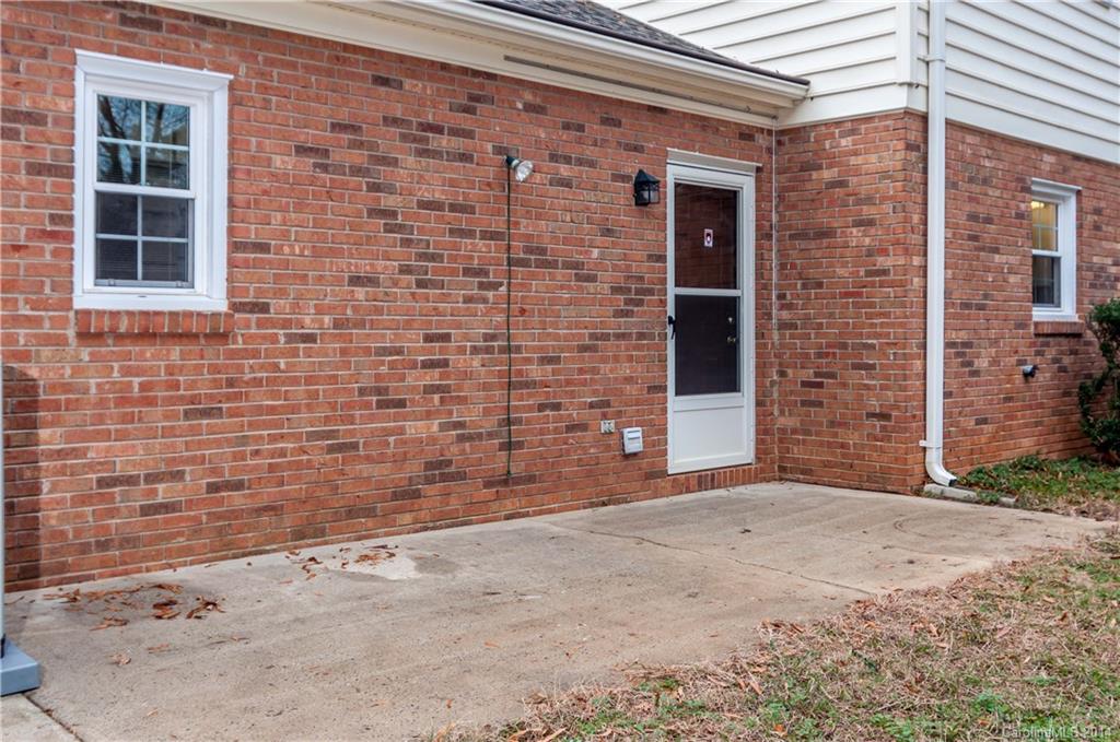 Sardis Forest - Residential