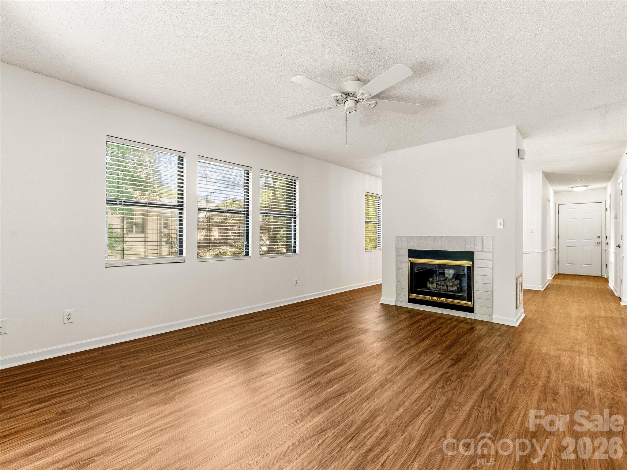 106 Abbey Circle