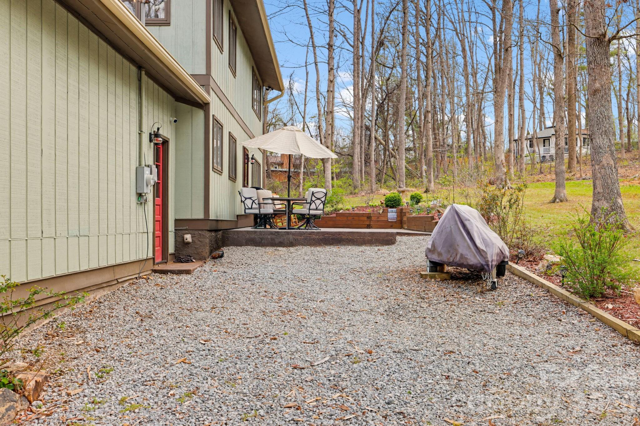 27 Spring Hill Circle