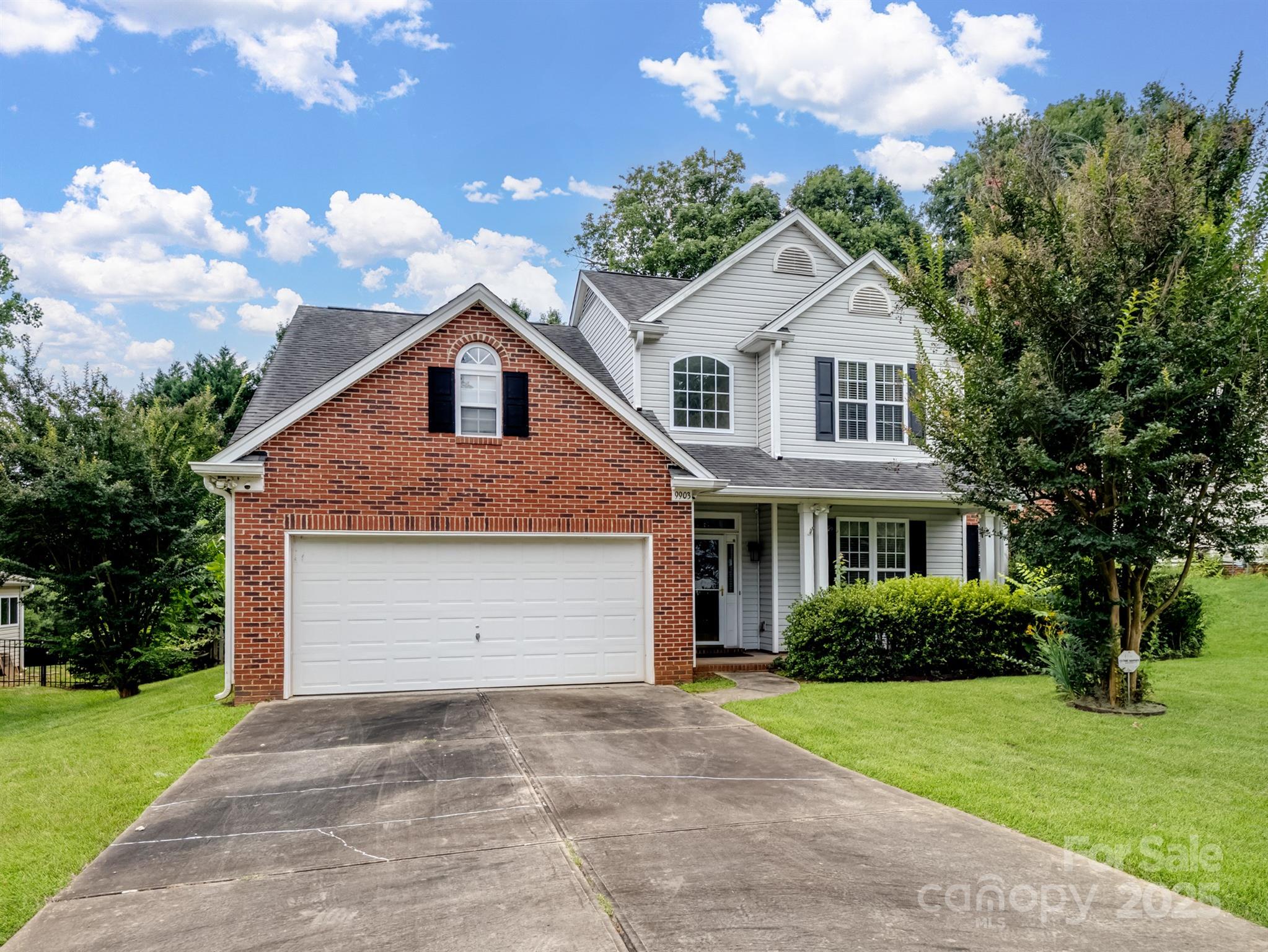9903 Southampton Commons Drive