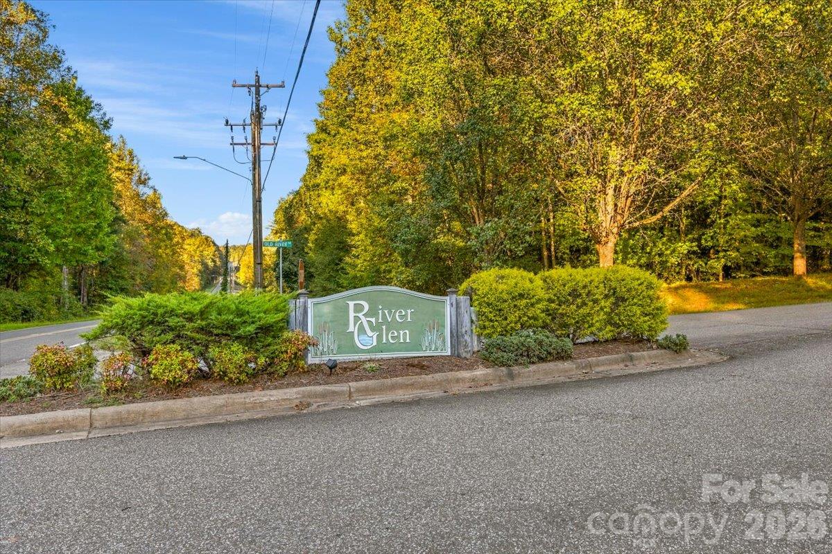 106 S River Glen Drive