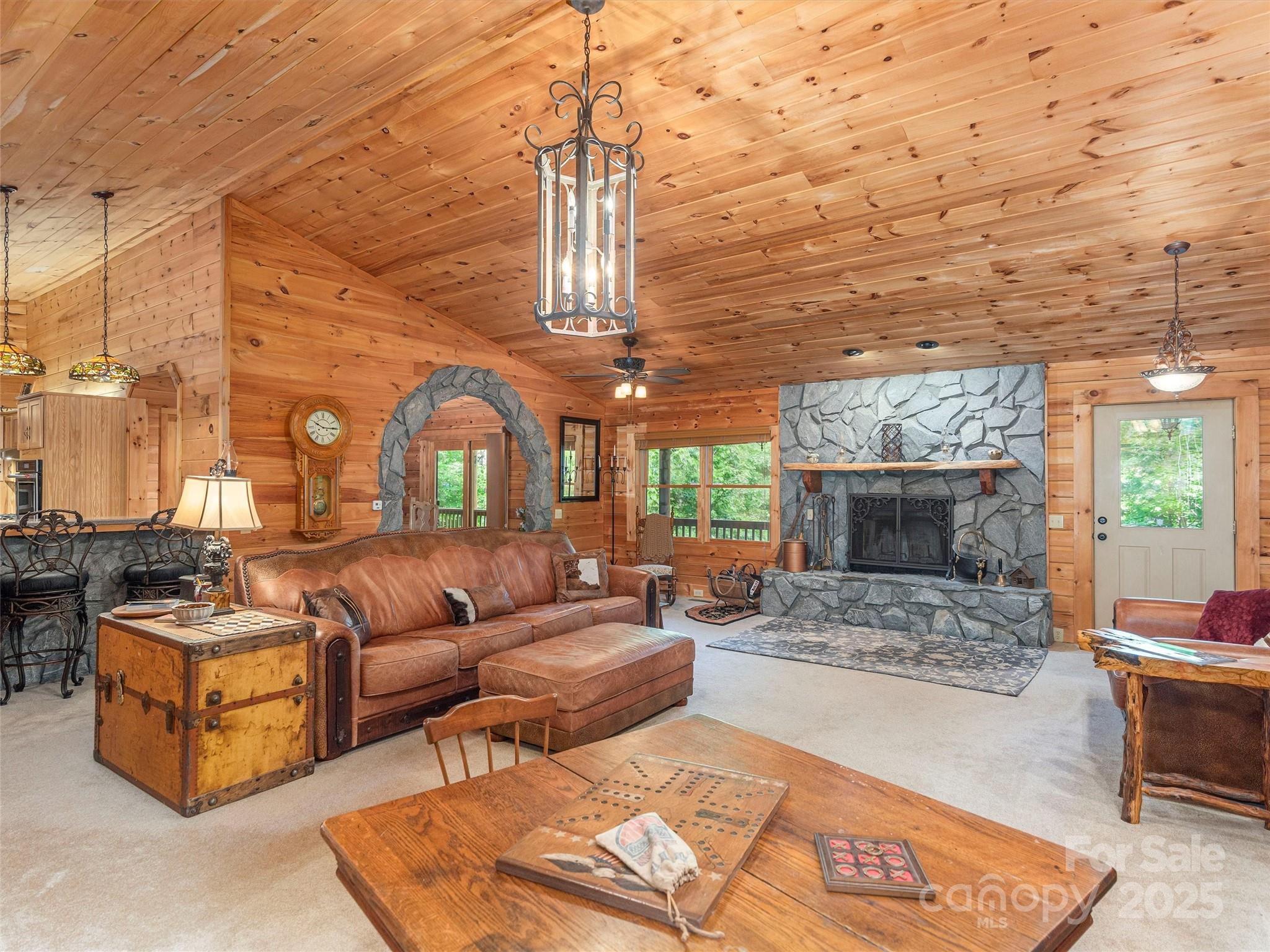 Smoky Falls - Residential