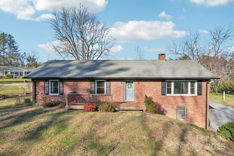 A home in Hendersonville