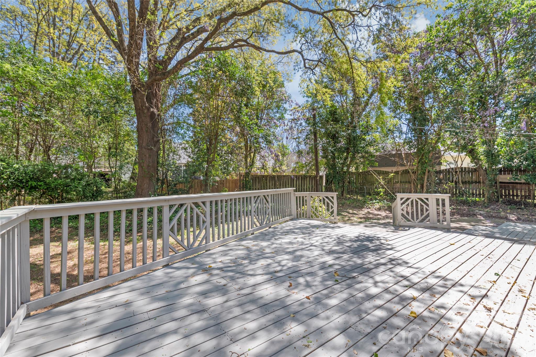 Queens Grant - Residential