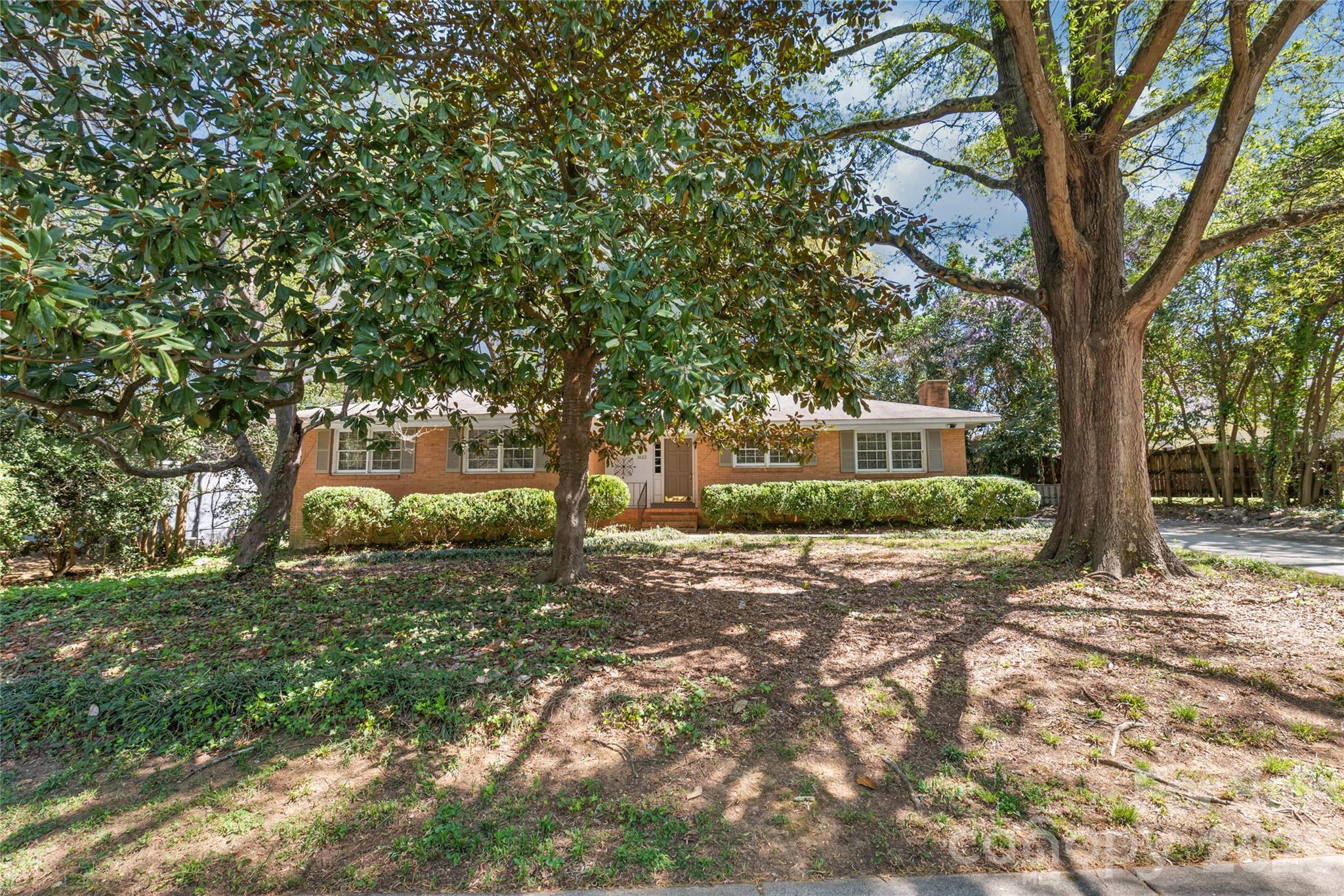 Queens Grant - Residential