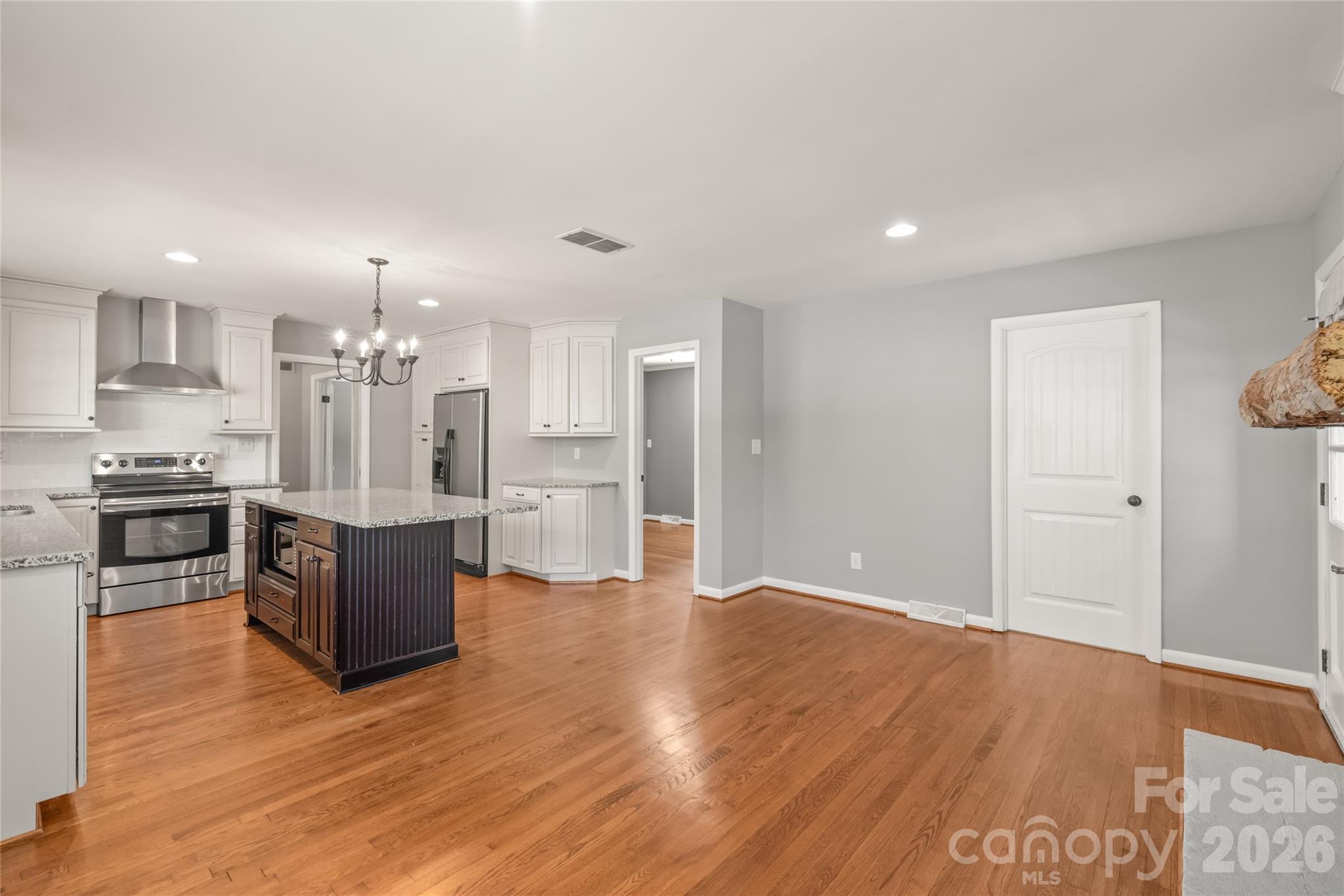 Queens Grant - Residential