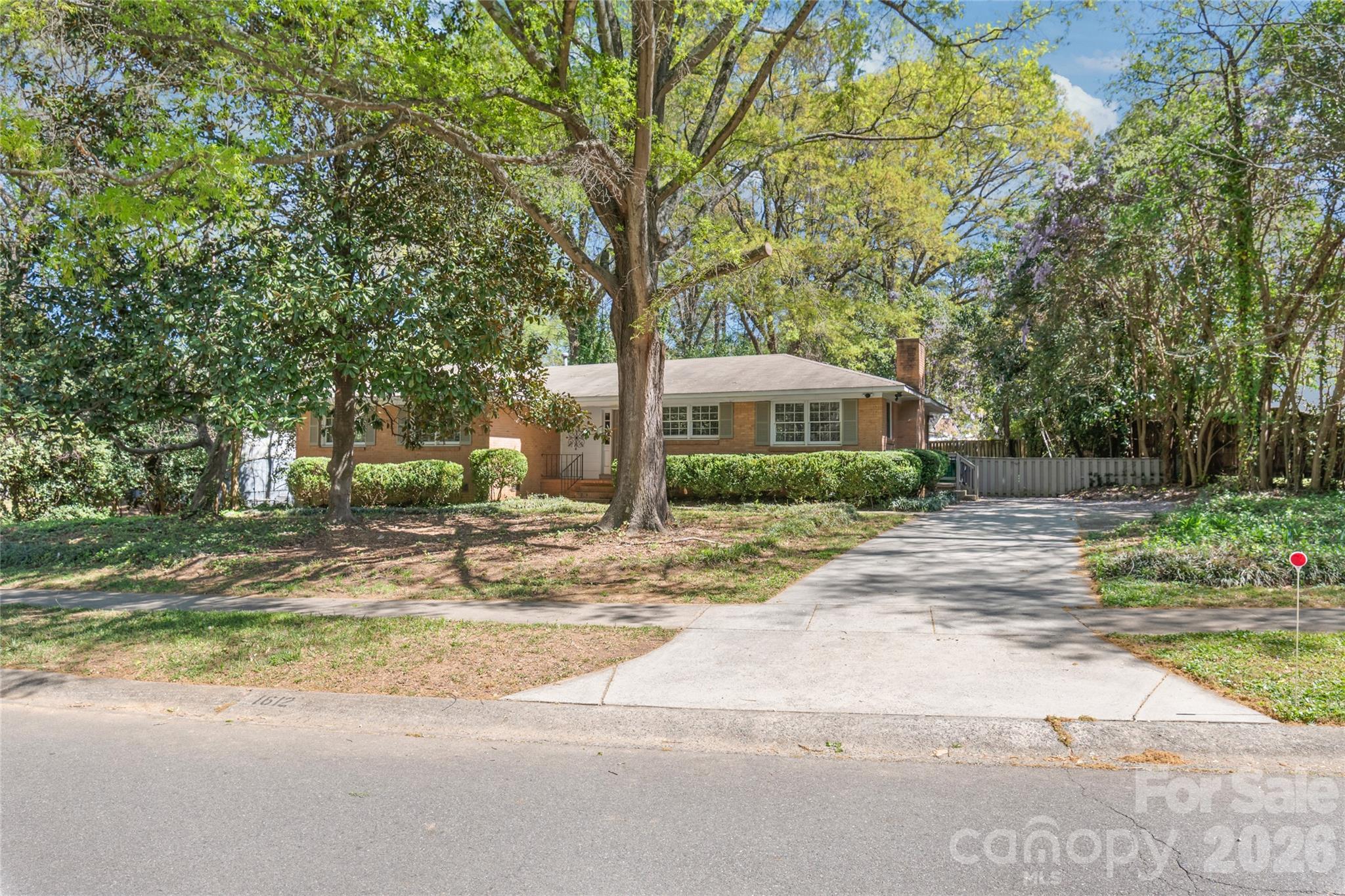 Queens Grant - Residential