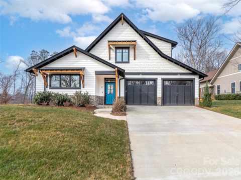 Photo of 17 Ashe Park Circle, Asheville, NC 28806 (MLS # 4343940)