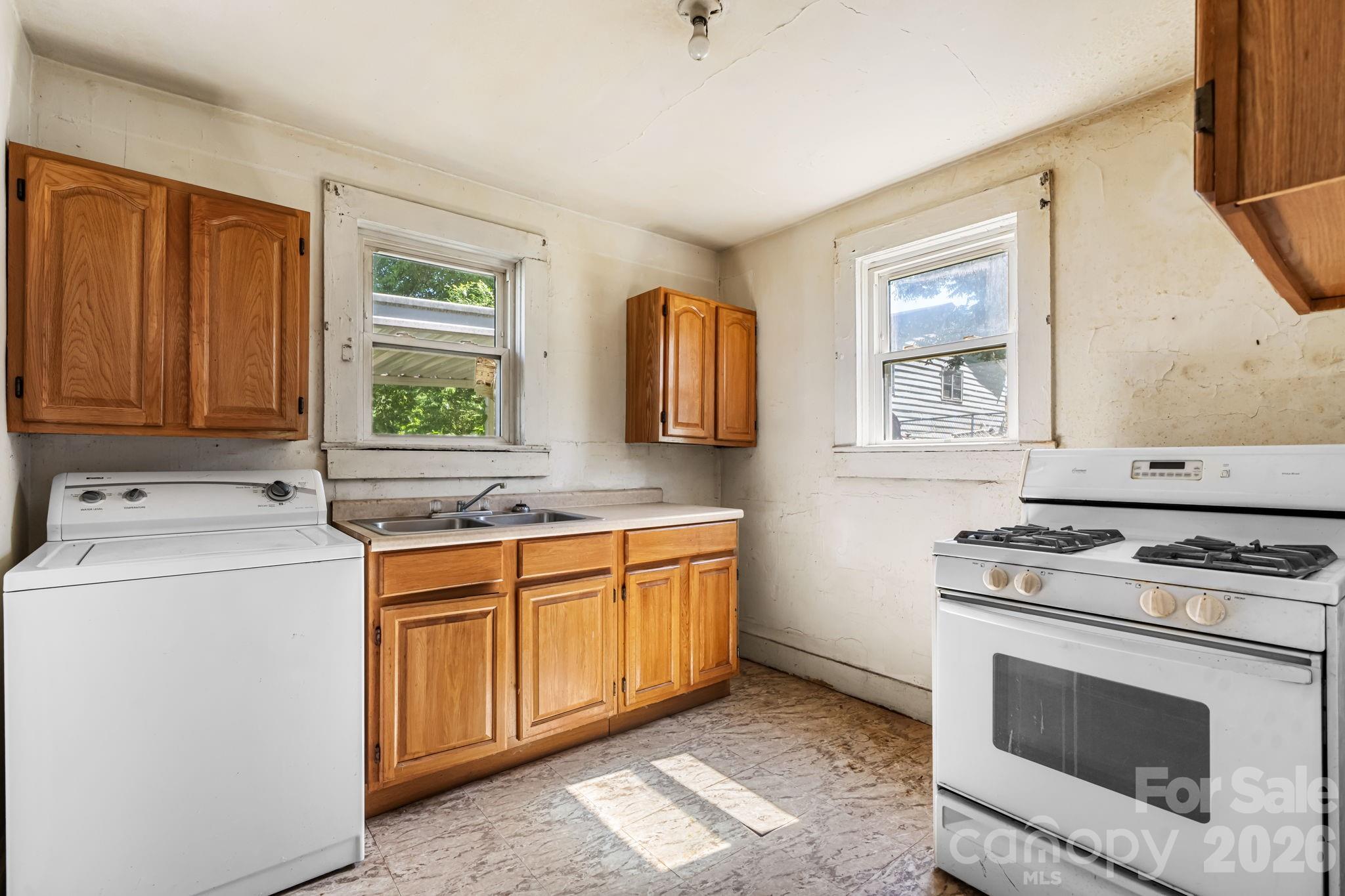 115 Brackett Street