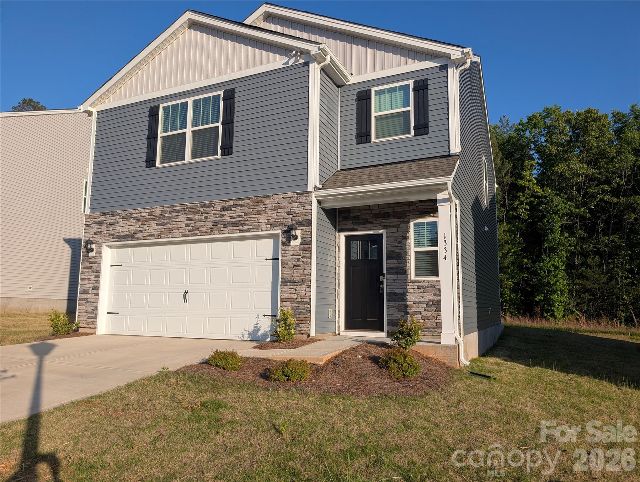 1334 37th Avenue Lane NE