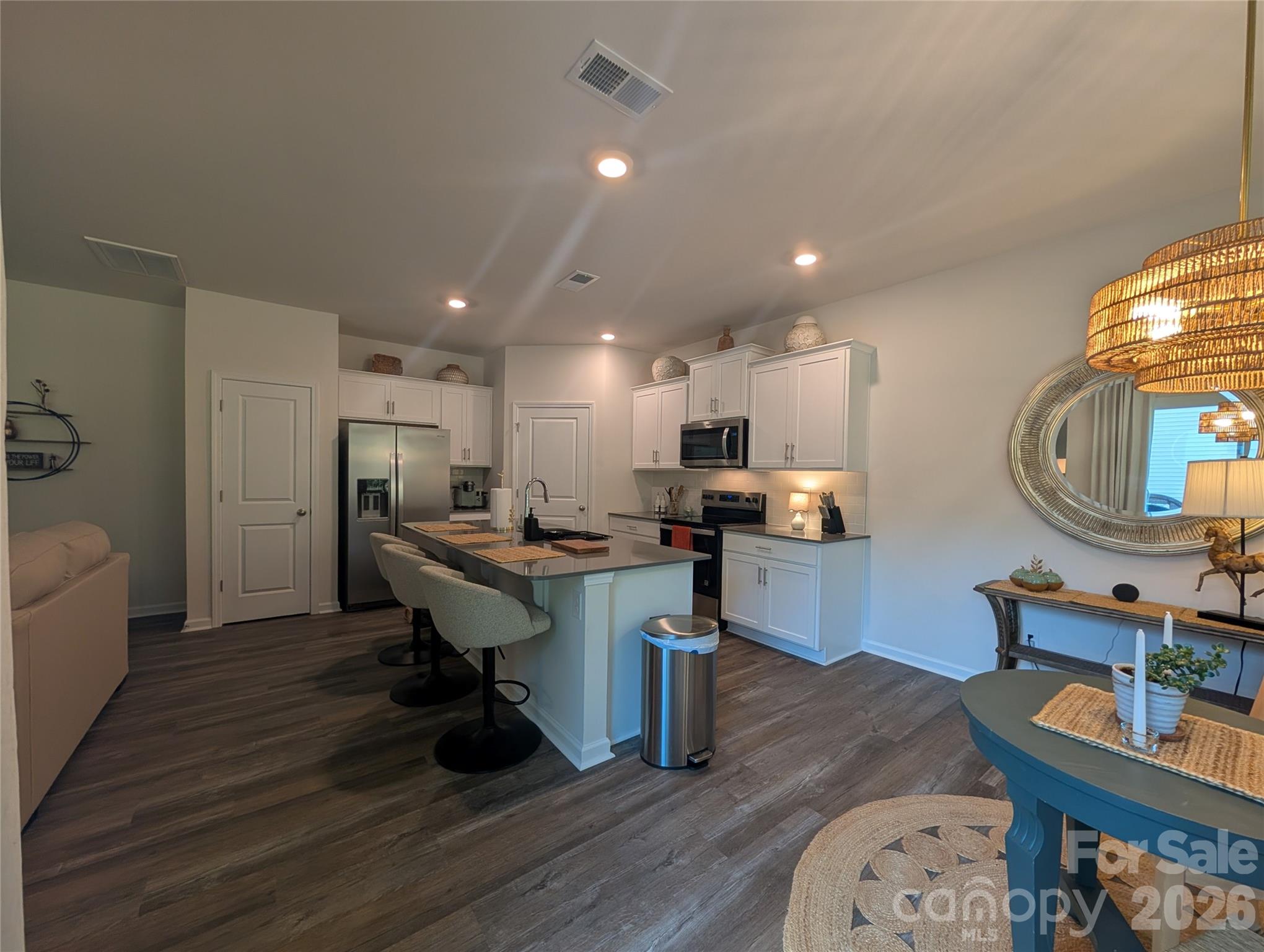 1334 37th Avenue Lane NE