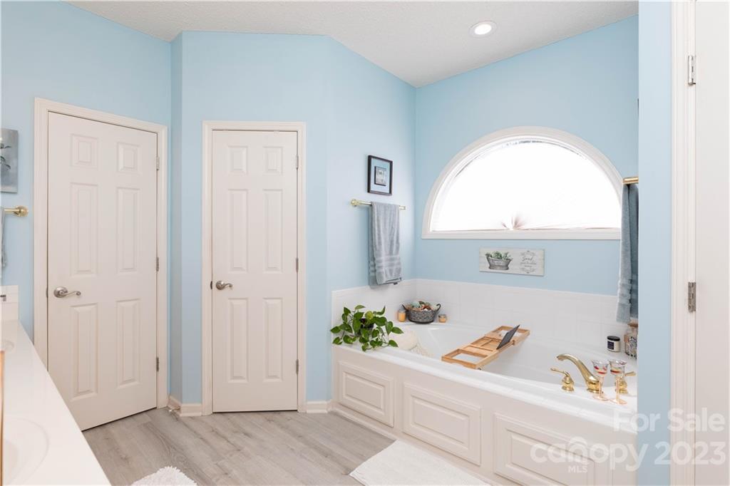 Derby Downs - Residential