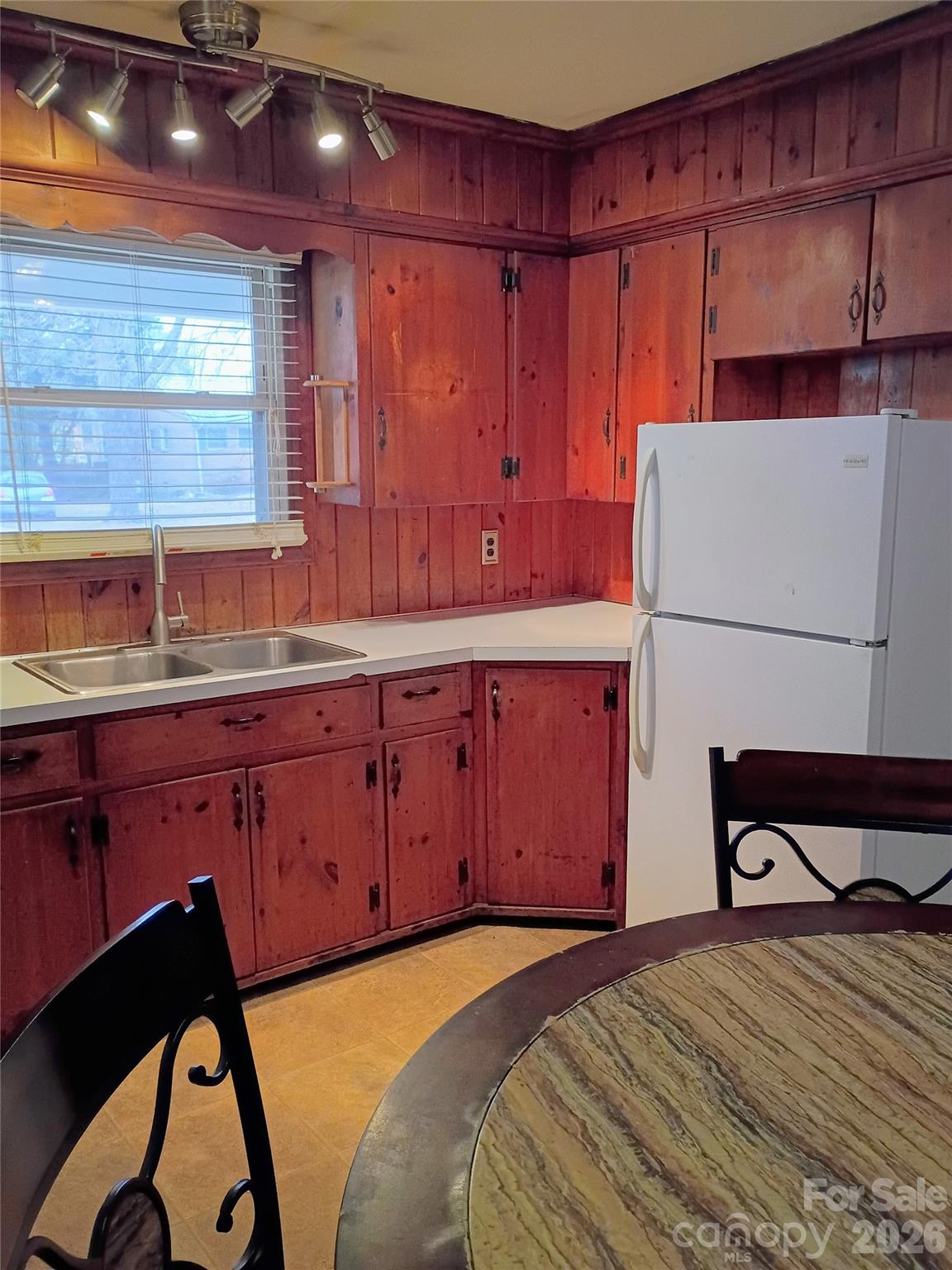 Edgewood - Residential