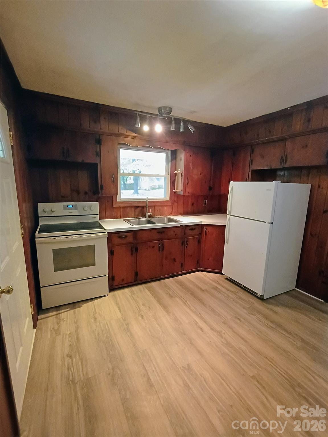 Edgewood - Residential
