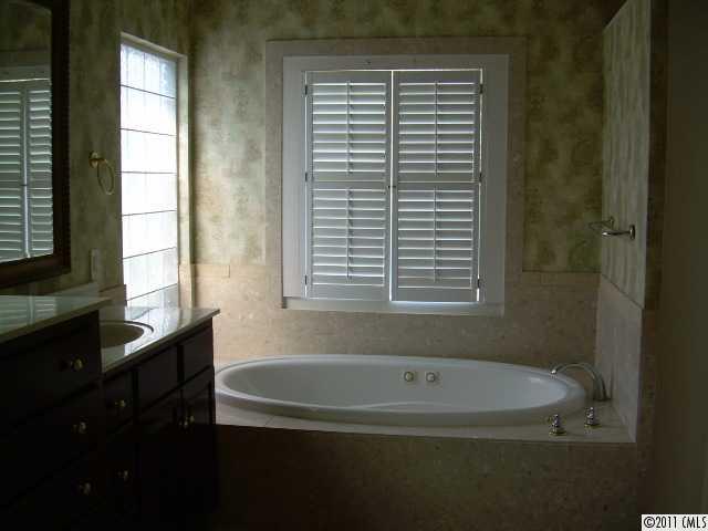 Moores Ferry - Residential