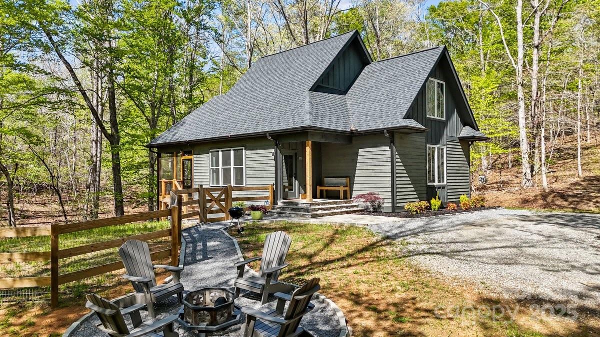 111 Ash Creek Lane