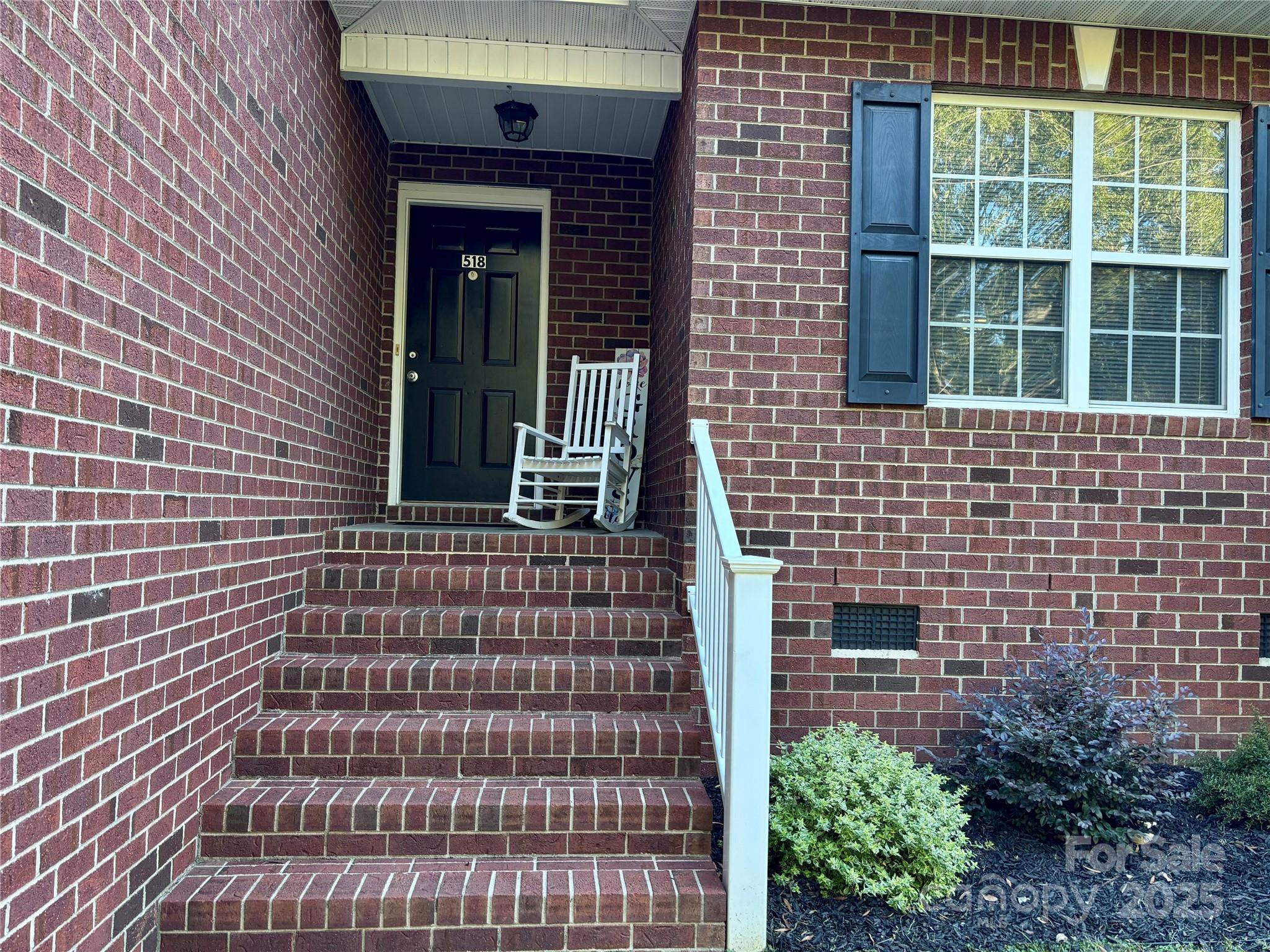 518 N Camden Road