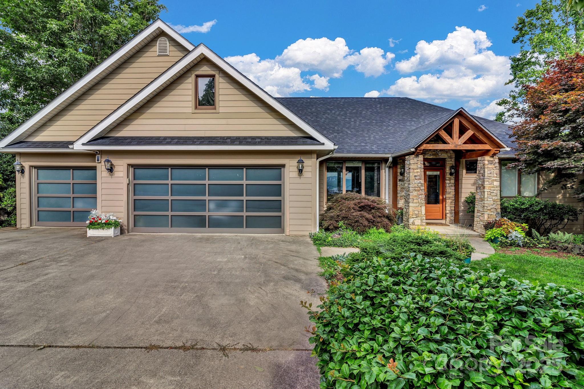 Stone Gate - Residential
