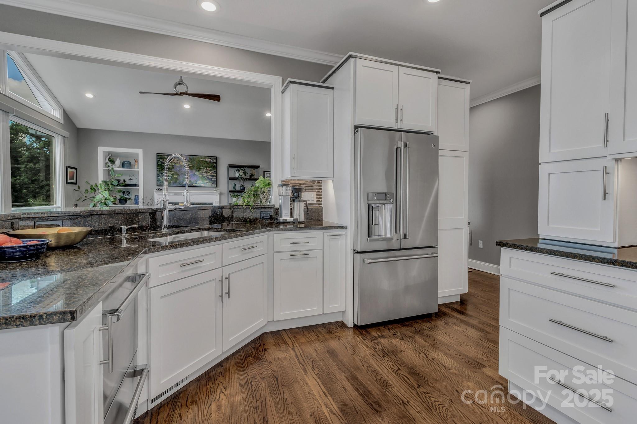 Stone Gate - Residential