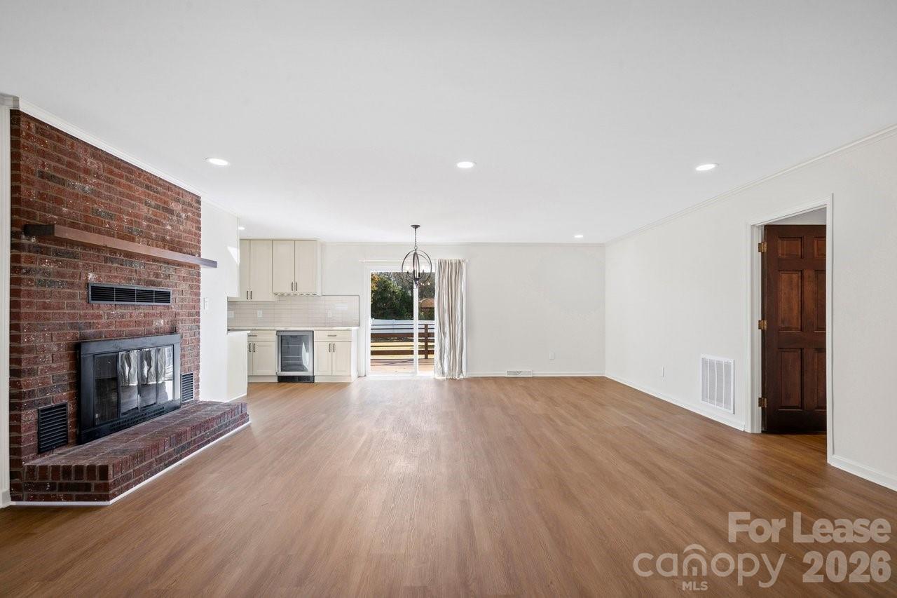 16808 Knoxwood Drive