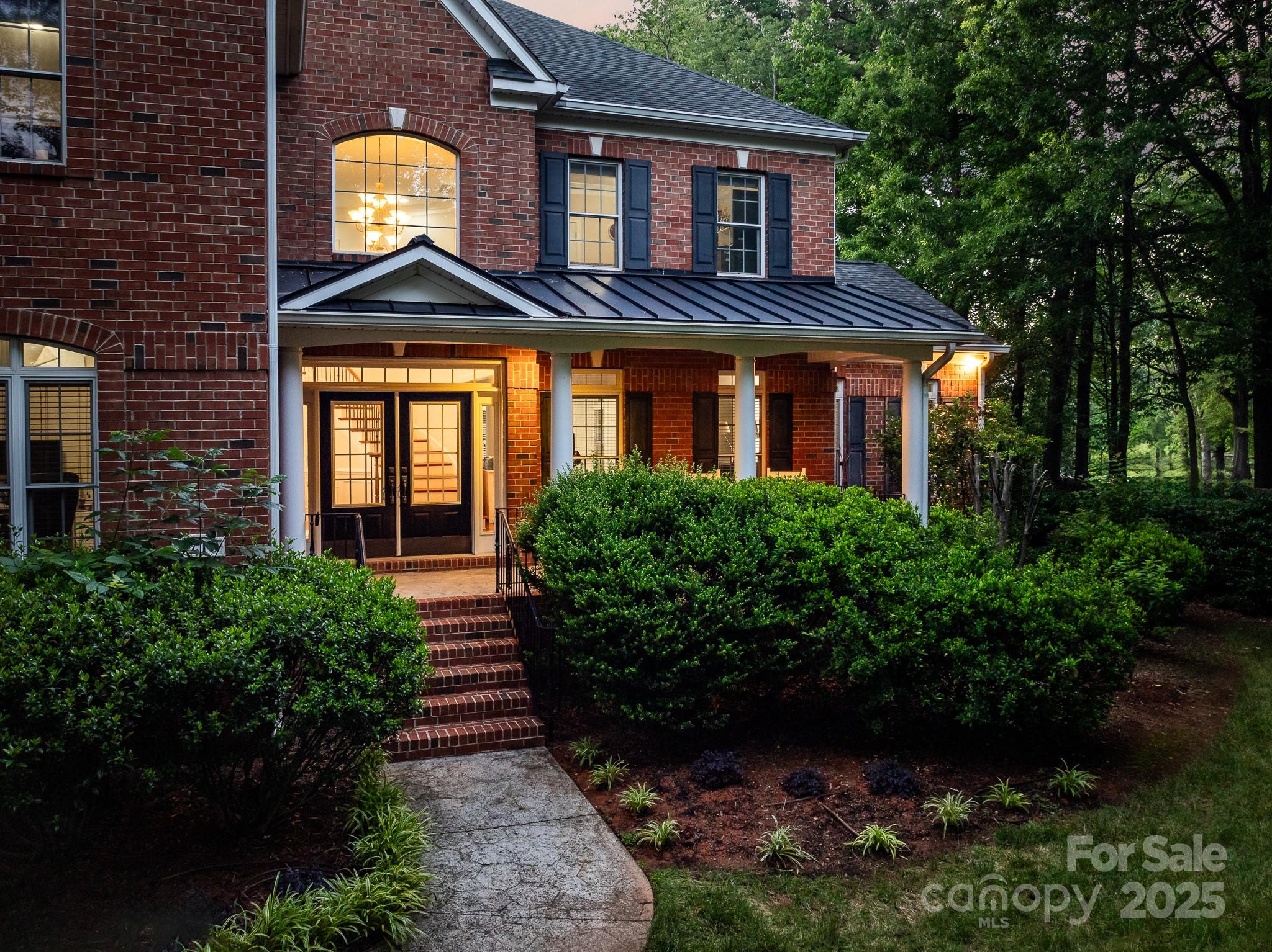 8719 Fairview Road