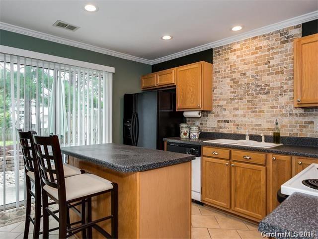 Maplecrest - Residential Lease