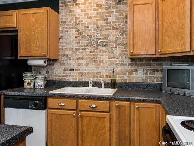 Maplecrest - Residential Lease