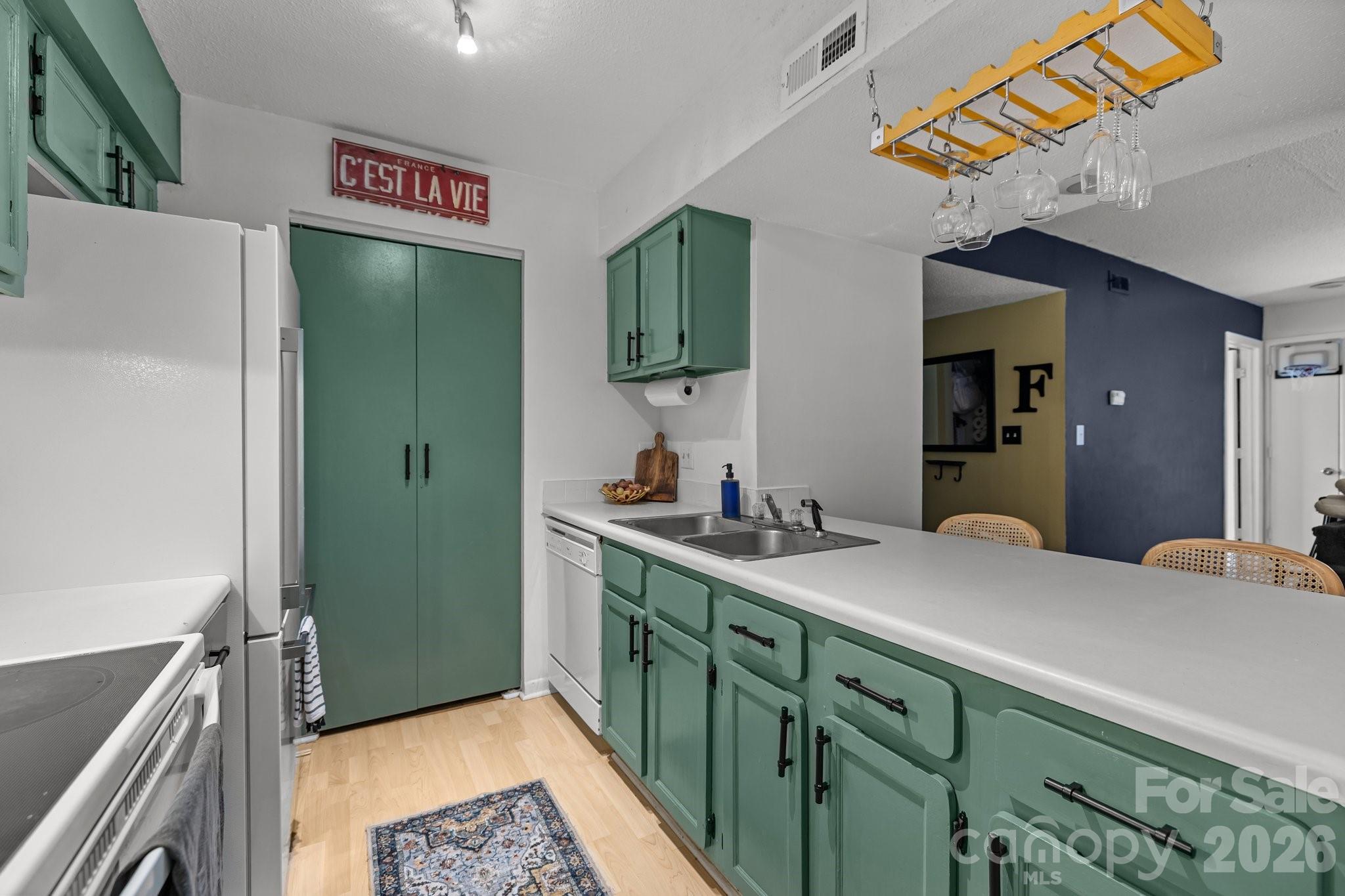 11069 Cedar View Road