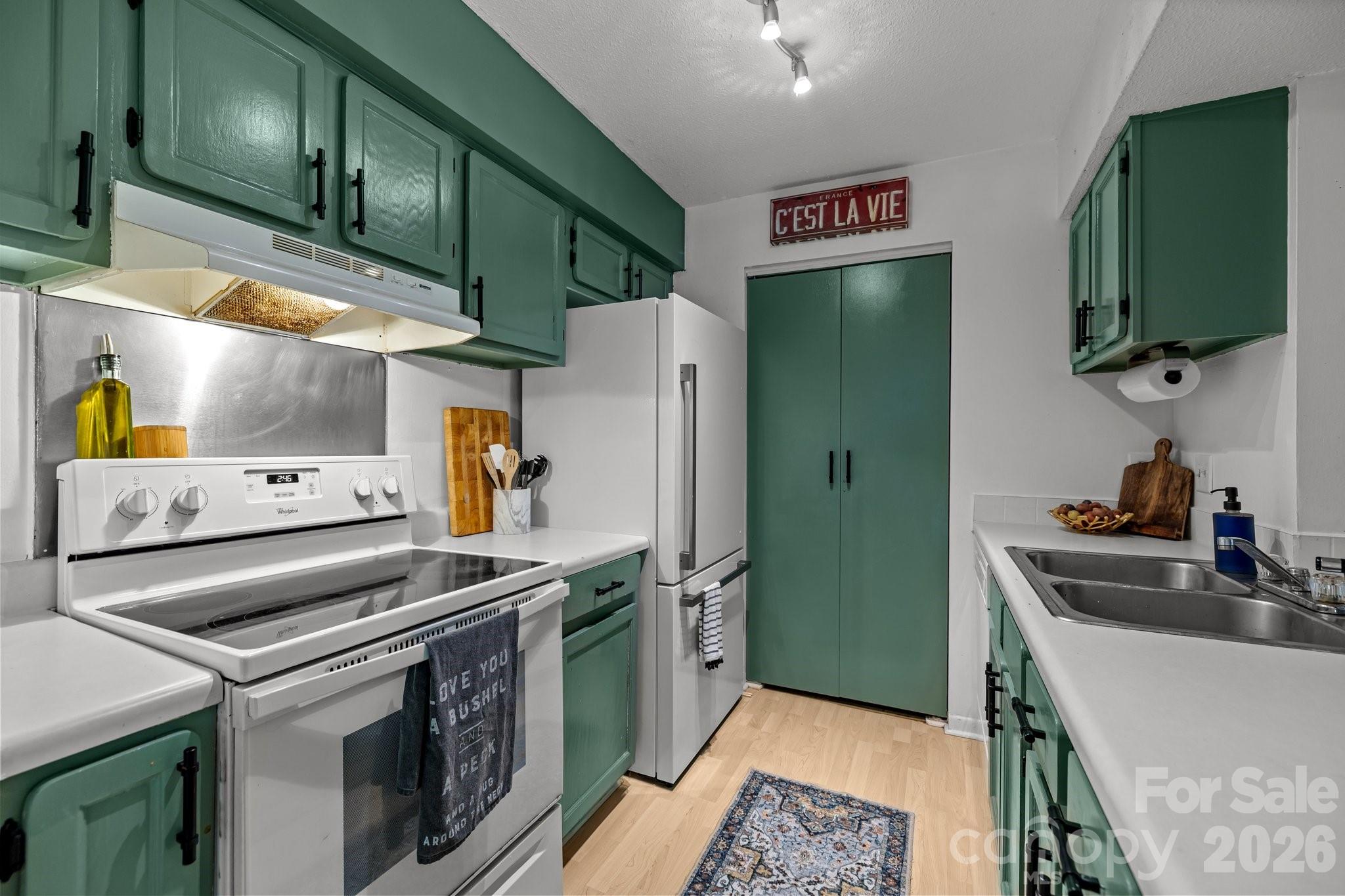 11069 Cedar View Road