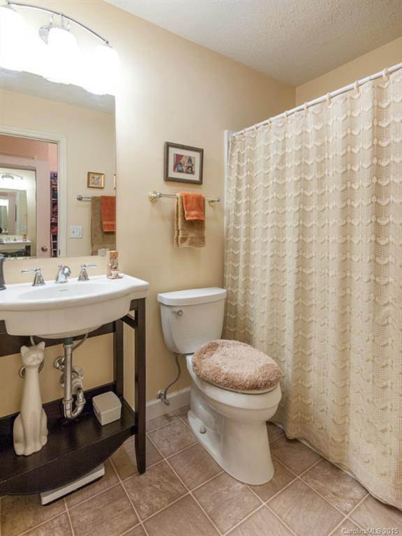 Raintree Greens - Residential