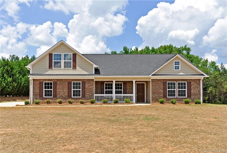 Beautiful 3 bedroom, 2 bath home located on 1 acre on Neely Store Rd.  Great screened in porch attached to back of the home. Stainless steel appliances, granite counter tops in the kitchen, and hardwood floors.  Vaulted ceiling in kitchen, breakfast area, and great room!