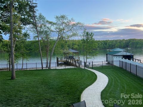 8318 Normandy Road Denver NC 28037