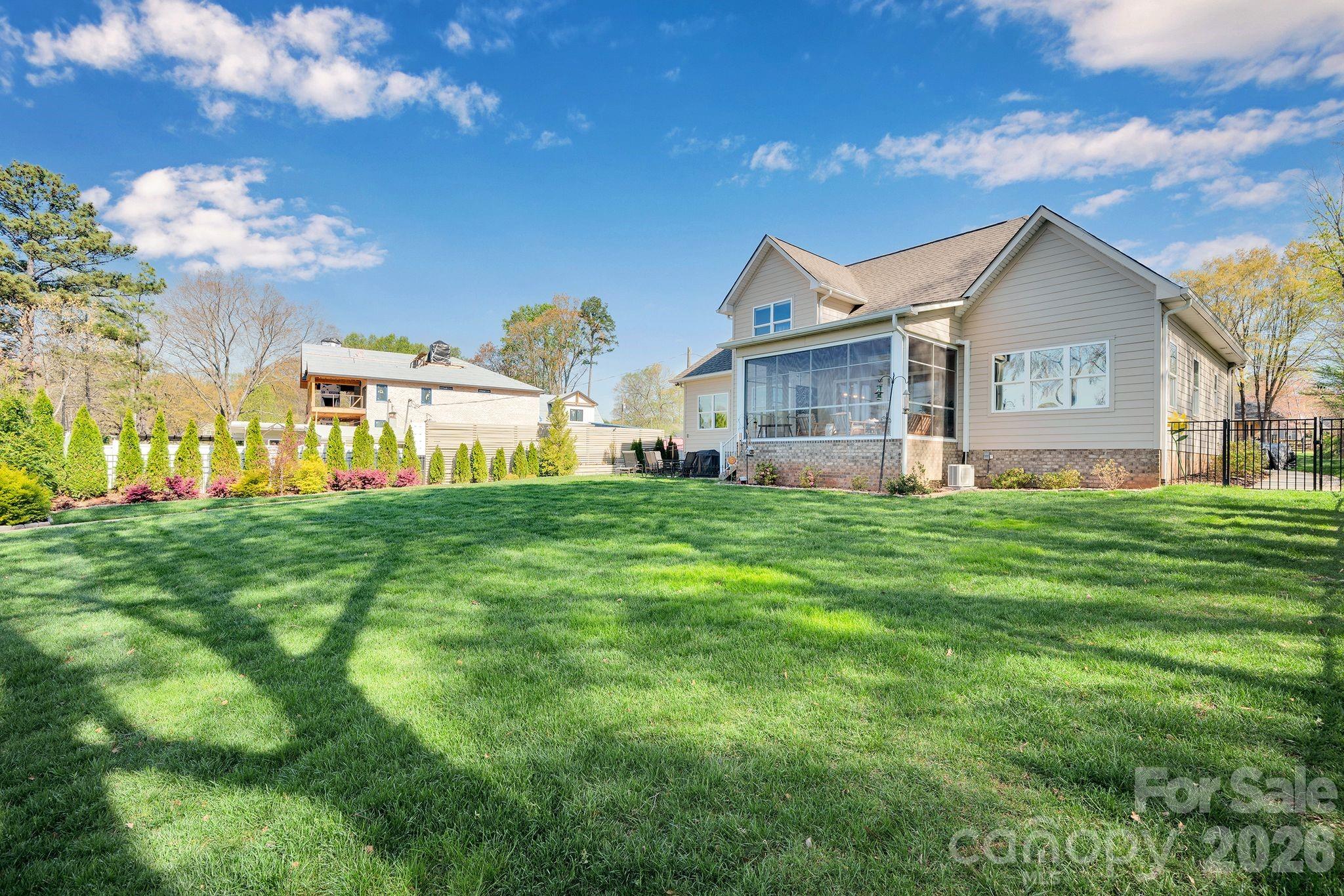 Shady Grove - Residential