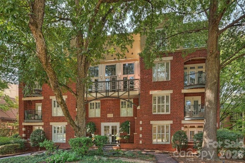 Photo of 416 Queens Road #1, Charlotte, NC 28207 (MLS # 4434183)