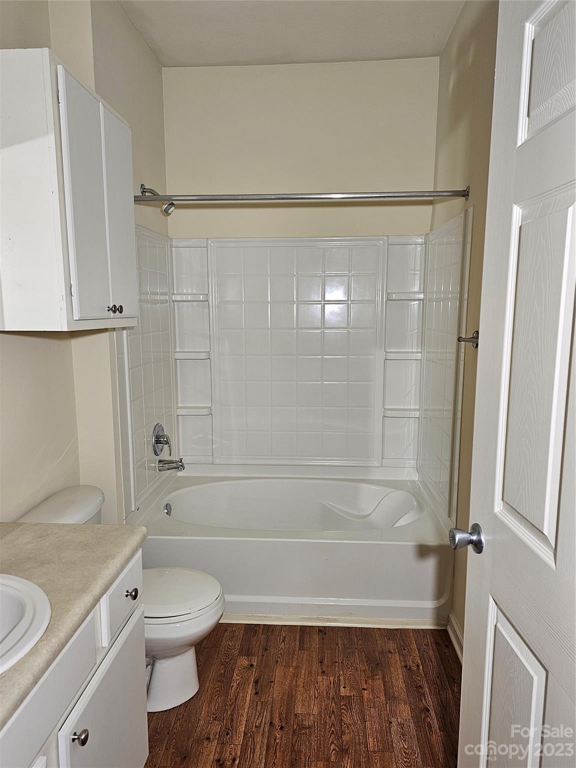 Seasons At Biltmore Lake - Residential