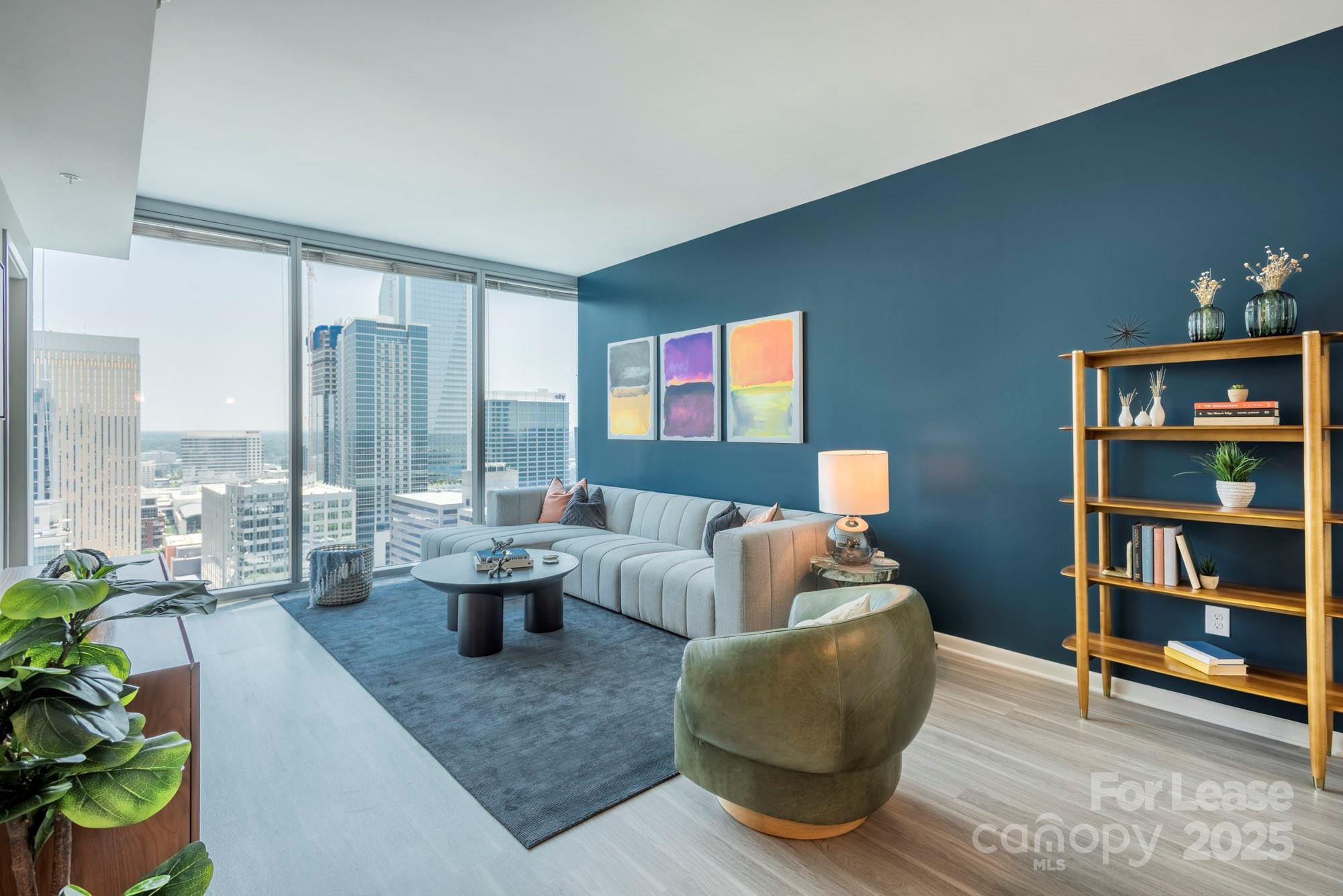 Charlotte, North Carolina 28202, United States, 2 Bedrooms Bedrooms, ,2 BathroomsBathrooms,Residential,Active,126957