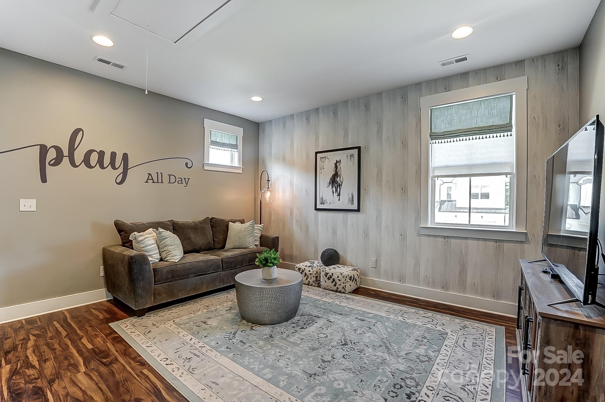 Tennyson - Residential