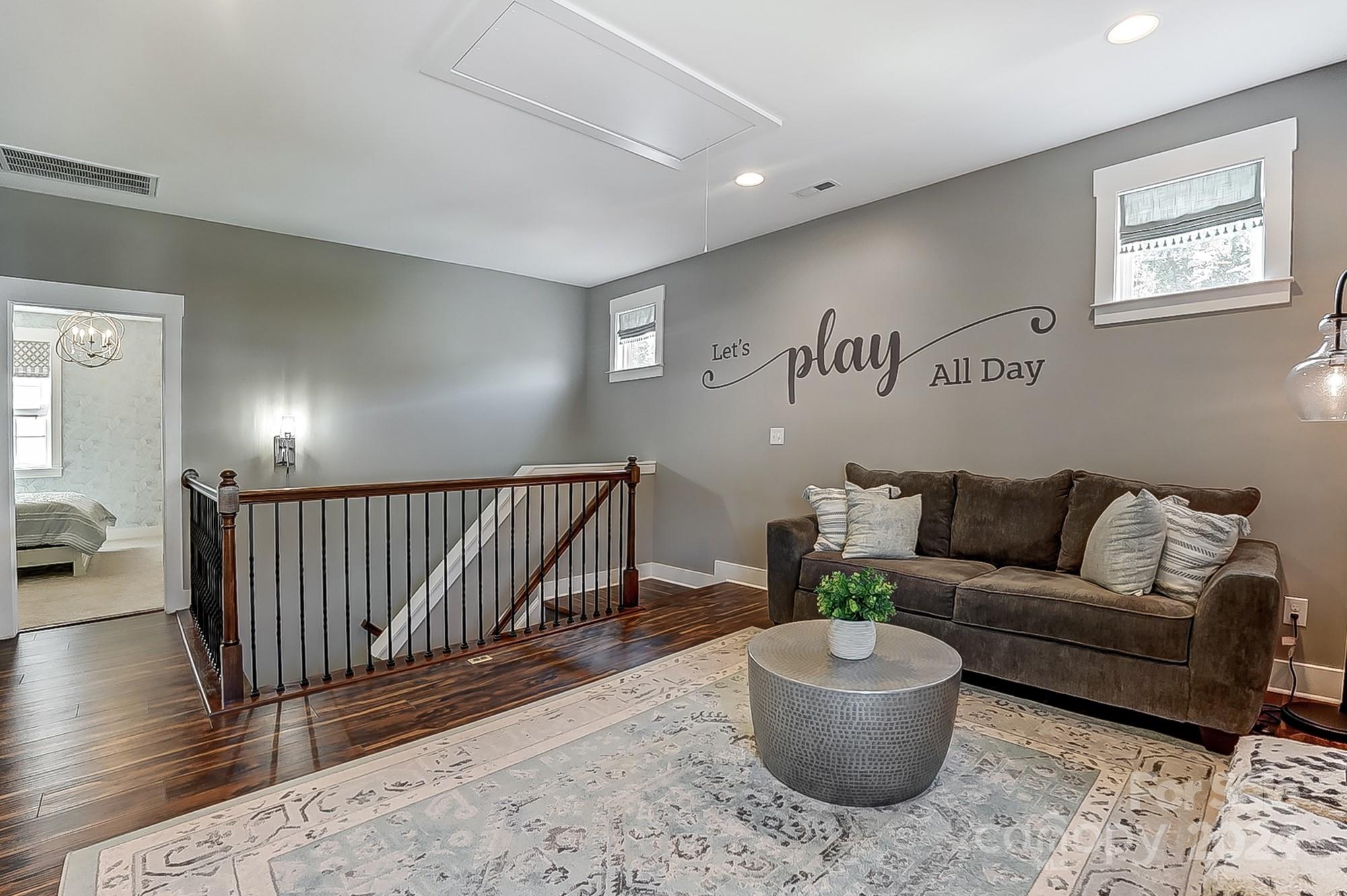 Tennyson - Residential