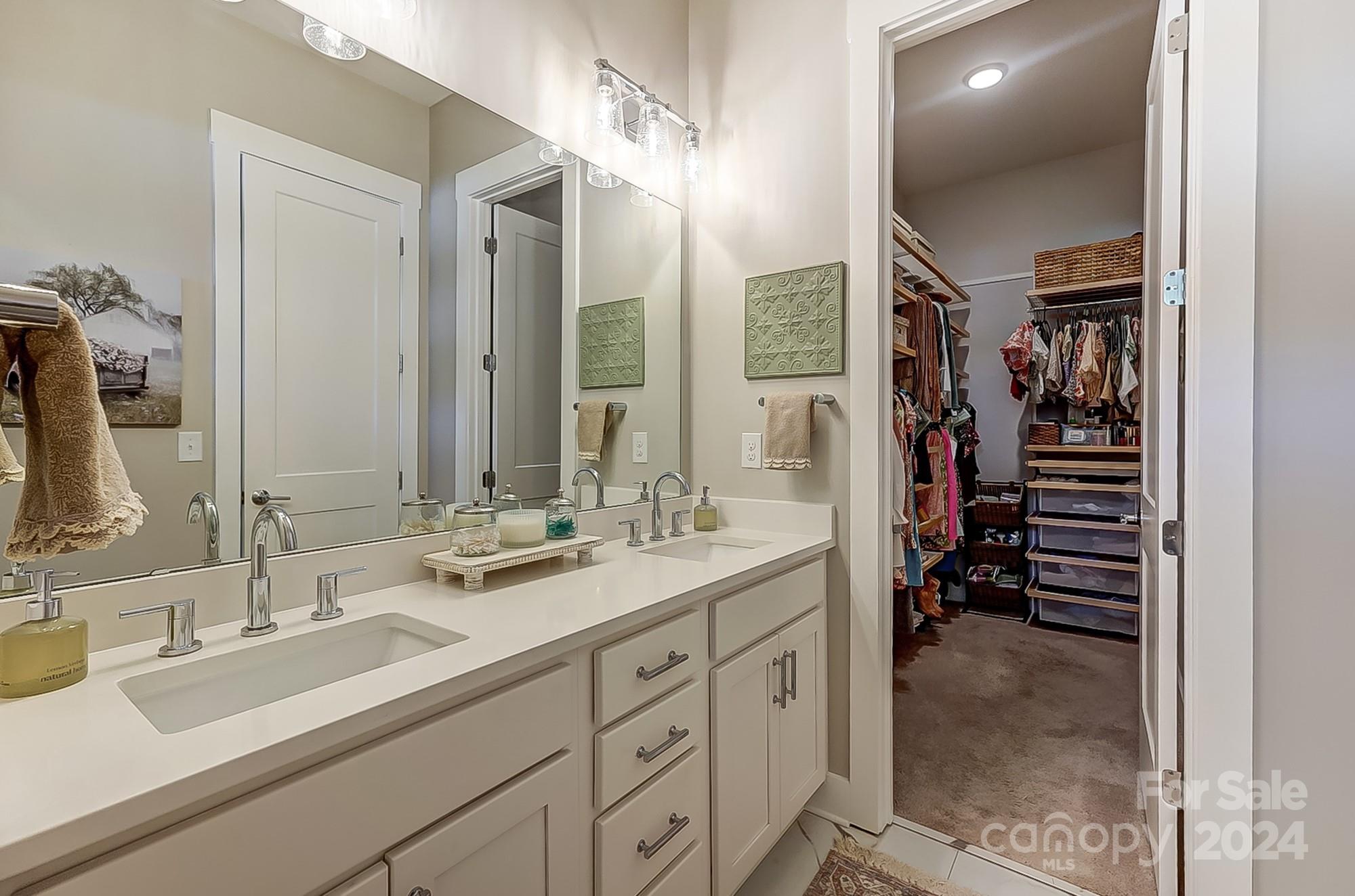 Tennyson - Residential