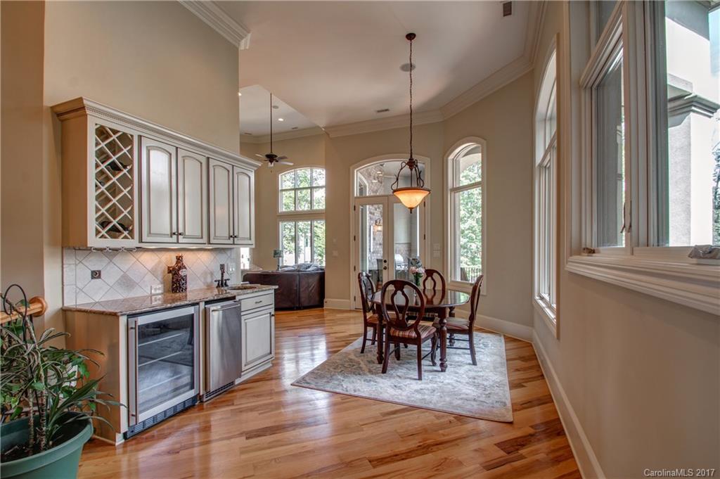 Pebble Bay - Residential