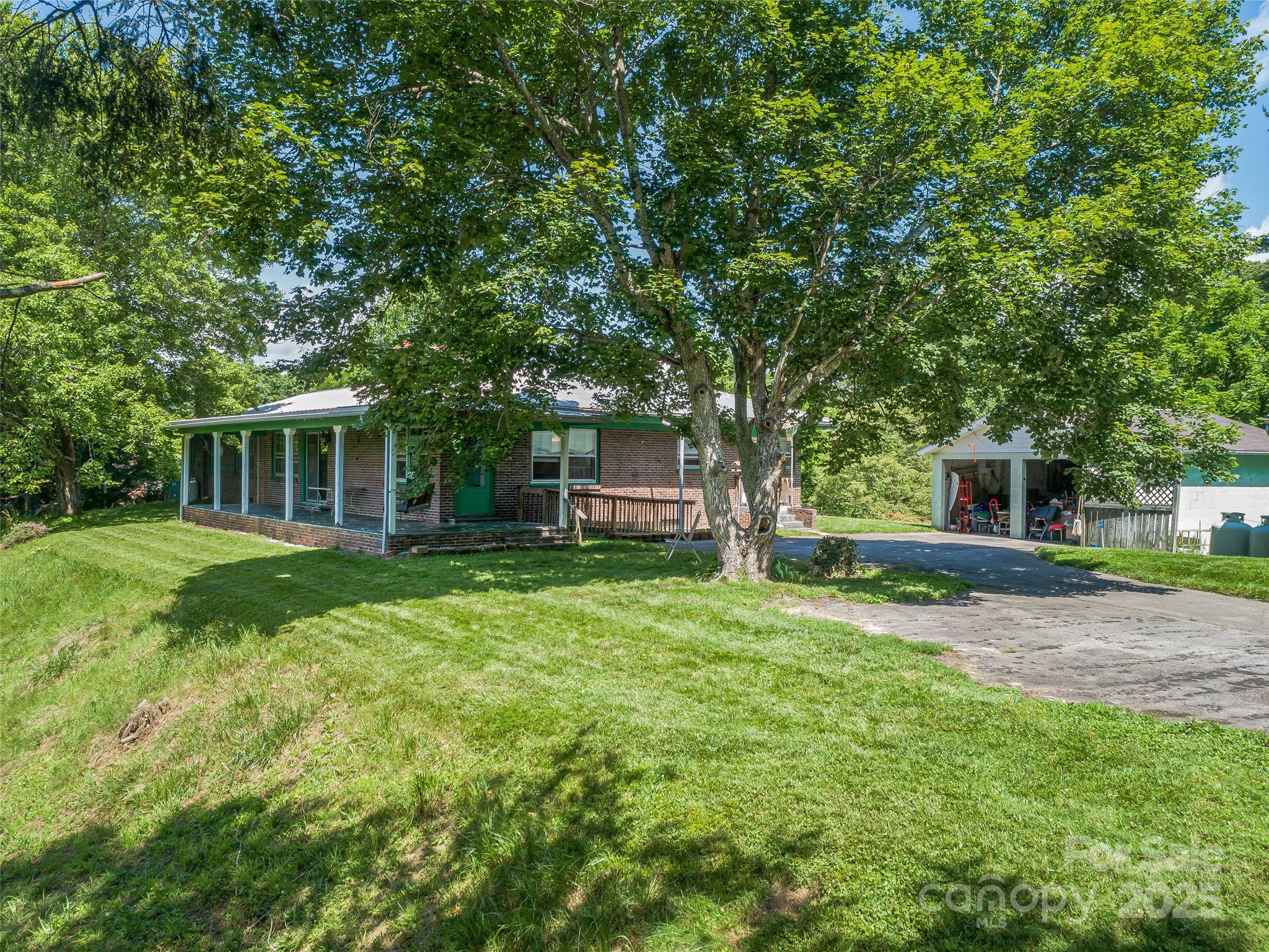 77 Dr Ramsey Drive