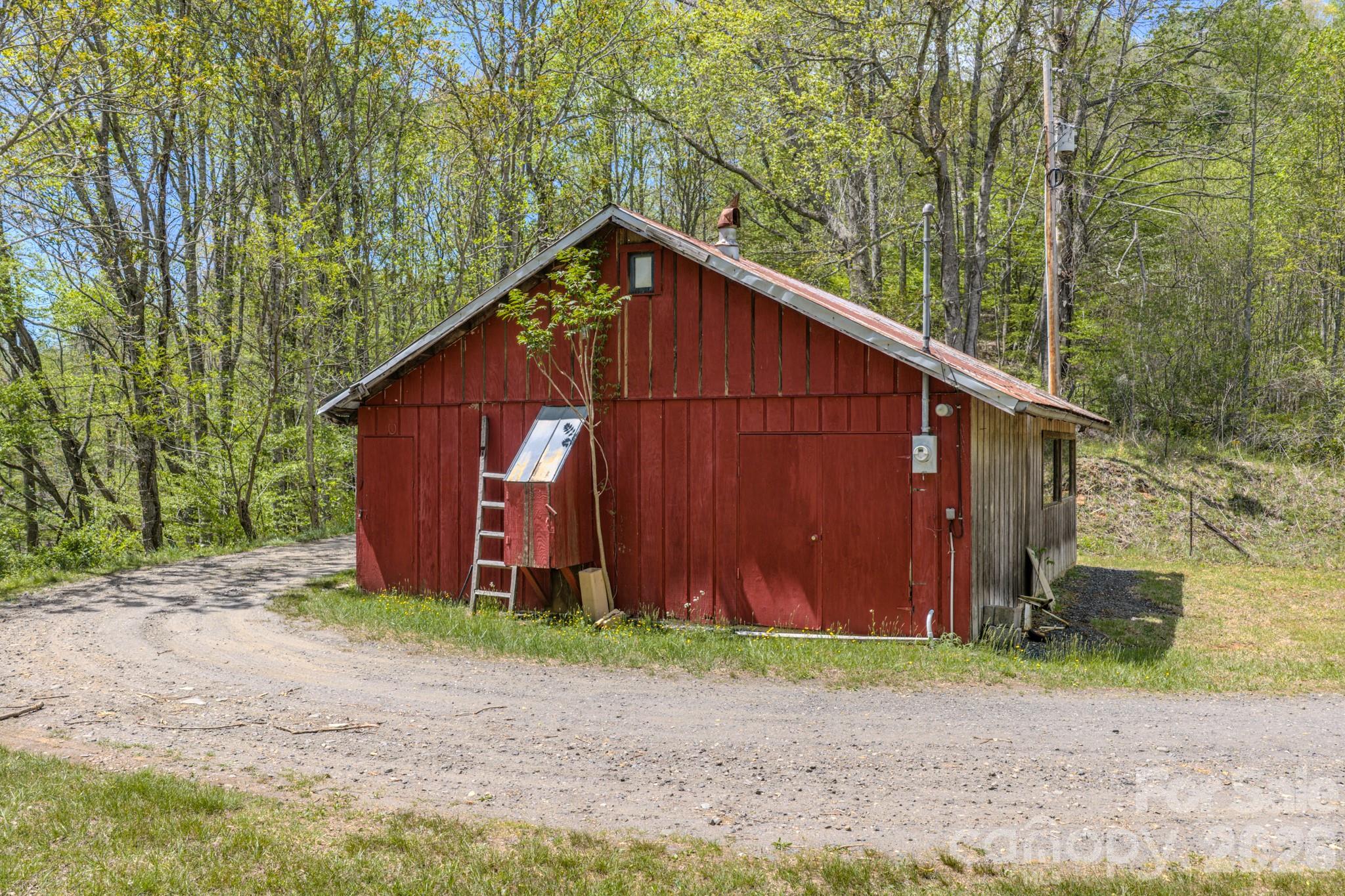 143 Gouge Cemetery Road