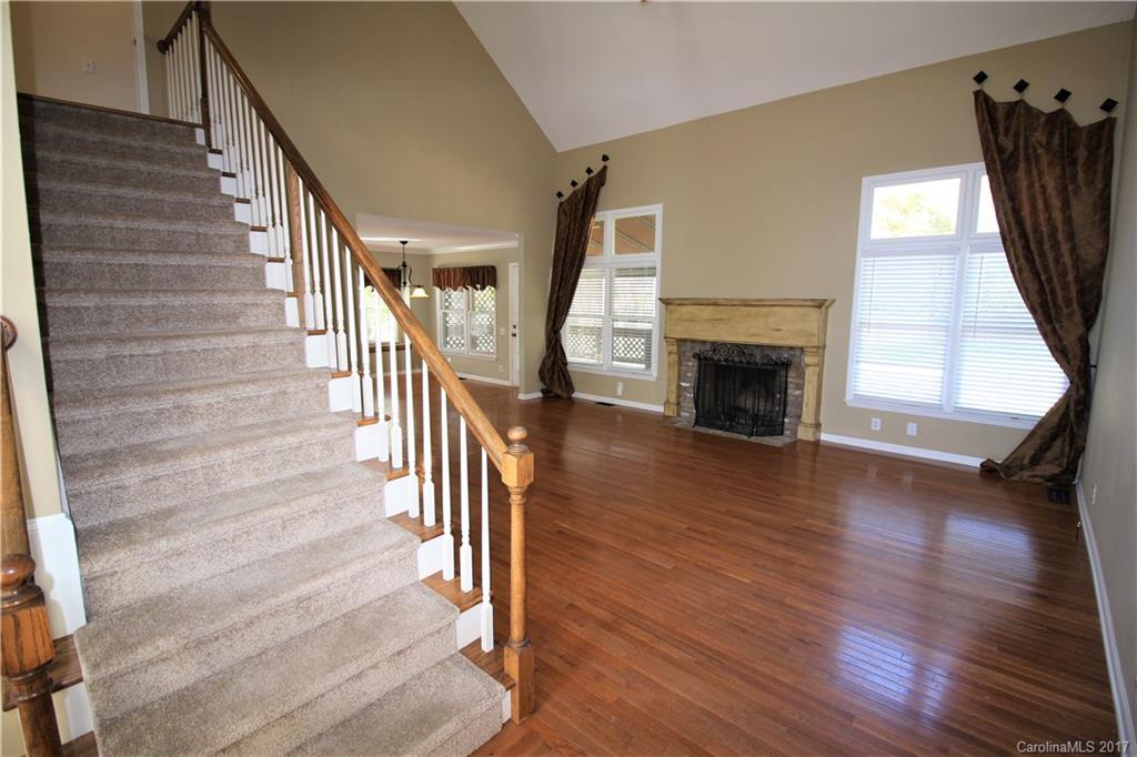 Wing Pointe - Residential