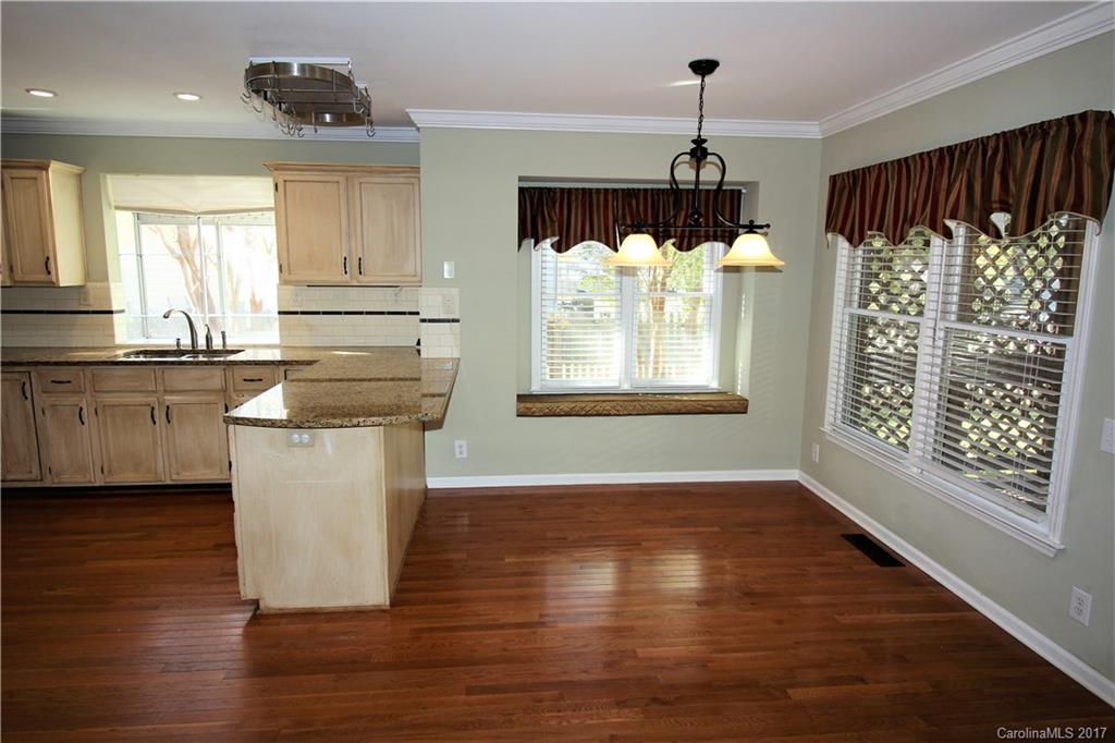 Wing Pointe - Residential