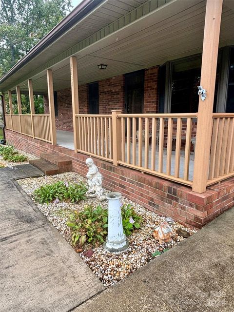 A home in Mount Airy